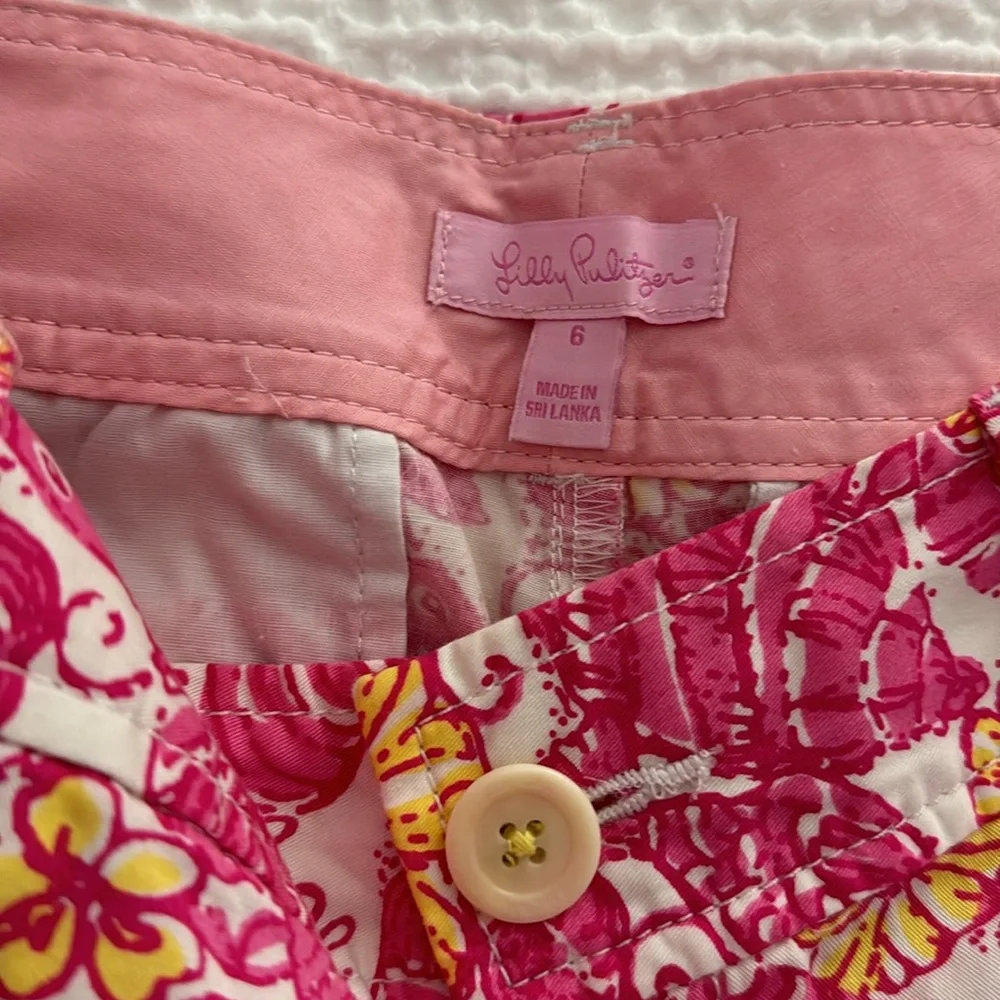 Lilly Pulitzer Shorts - Picture 7 of 7